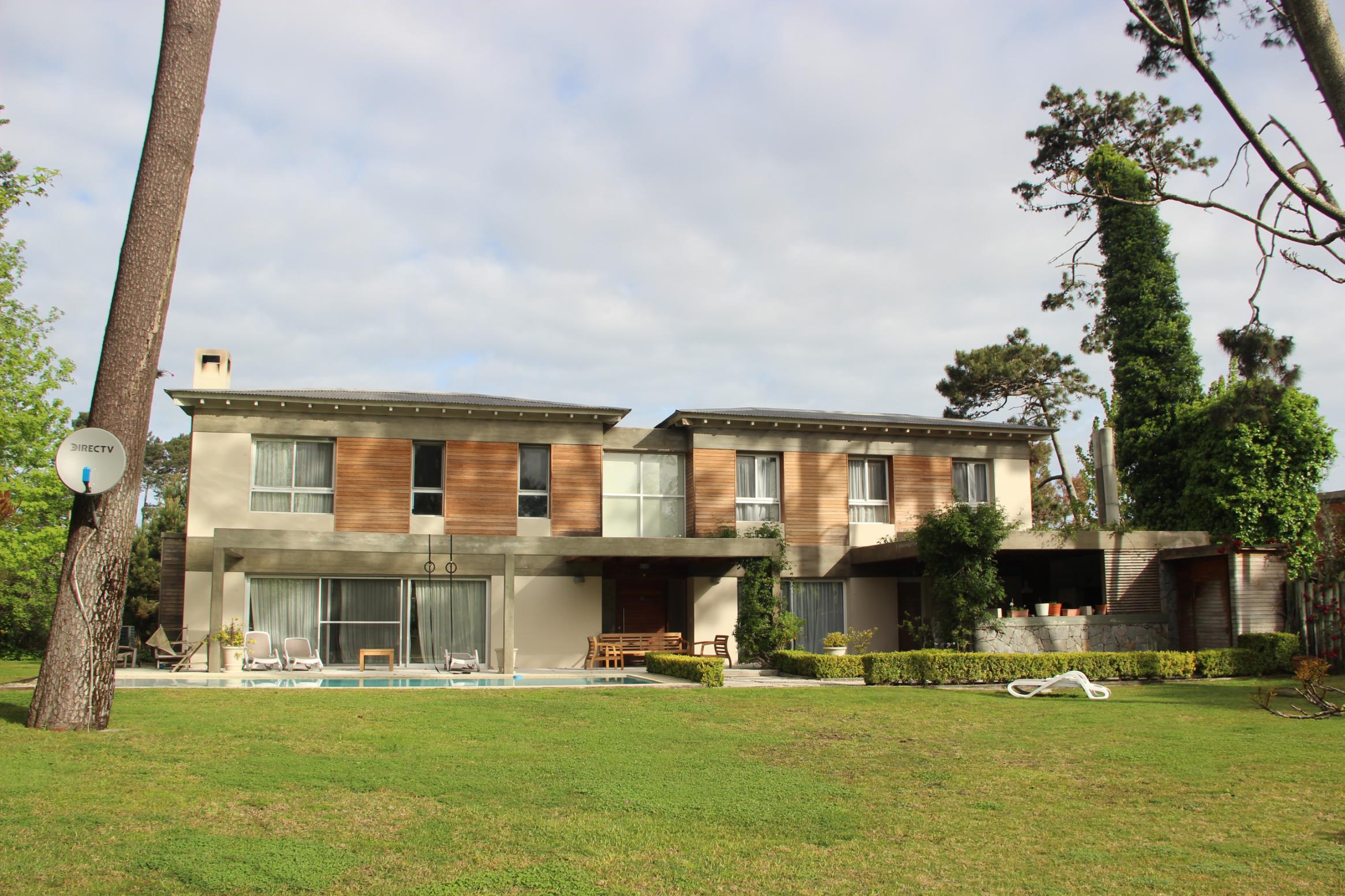Suarez-Kuhn, Punta del este